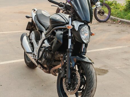 2009 Suzuki SFV 650 Gladius, чёрный, 335000 рублей, вид 5