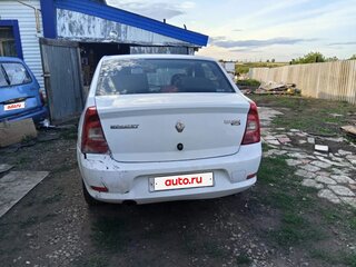 2013 Renault Logan I Рестайлинг, белый, 230000 рублей, вид 2
