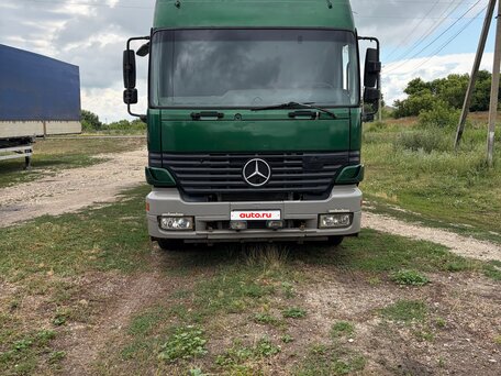 1999 Mercedes-Benz Actros, зелёный, 1500000 рублей, вид 1