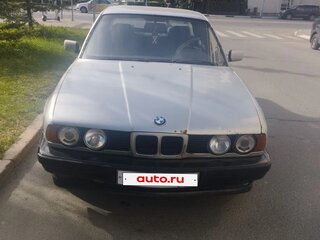 1992 BMW 5 серии 525i III (E34), серебристый, 300000 рублей, вид 2