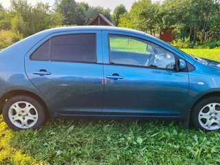2005 Toyota Belta I, синий, 465000 рублей, вид 4