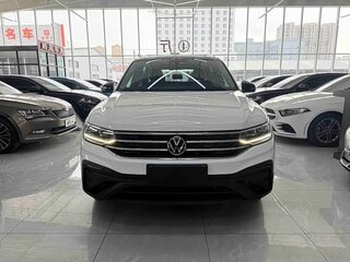 2023 Volkswagen Tiguan II Рестайлинг, белый, 2490000 рублей, вид 2
