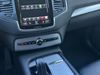 2019 Volvo XC90 II, чёрный, 4370000 рублей, вид 3