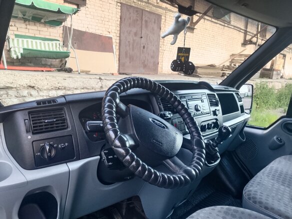 2011 Ford Transit, белый, 1050000 рублей - вид 12