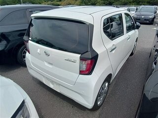 2021 Daihatsu Mira e:S II, белый, 785000 рублей, вид 4