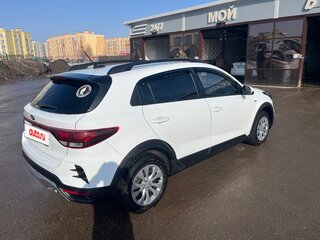 2021 Kia Rio X IV Рестайлинг, белый, 1850000 рублей, вид 5