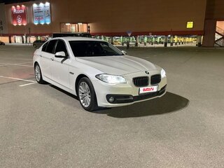 2013 BMW 5 серии 528i xDrive VI (F10/F11/F07) Рестайлинг, белый, 1900000 рублей, вид 2