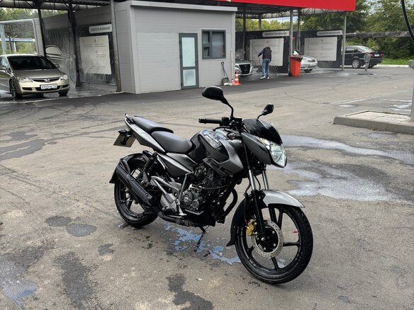 2021 Bajaj Pulsar 125, чёрный, 140000 рублей - вид 5