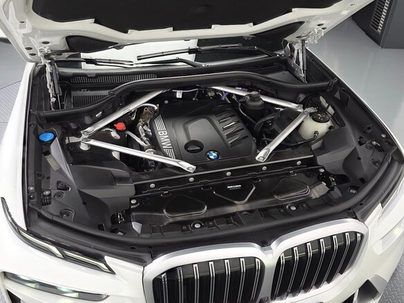 2023 BMW X7 40d I (G07) Рестайлинг, белый, 12350000 рублей - вид 13