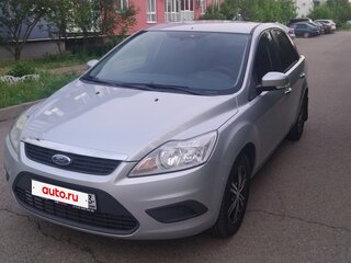 2010 Ford Focus II Рестайлинг, серебристый, 630000 рублей, вид 1