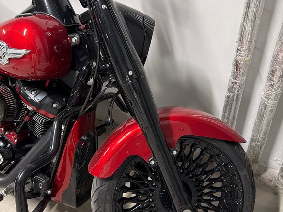 2019 Harley-Davidson Fat Boy, красный, 4000000 рублей - вид 8