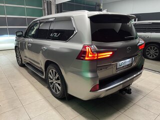 2016 Lexus LX 450d III Рестайлинг 2, серый, 6900000 рублей, вид 4