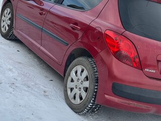 2008 Peugeot 207 I, красный, 400000 рублей, вид 5