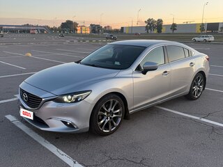 2017 Mazda 6 III (GJ) Рестайлинг, серебристый, 2350000 рублей, вид 3