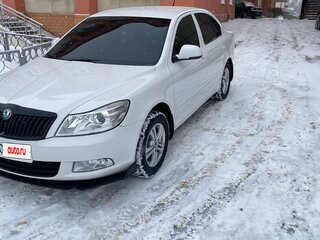 2012 Skoda Octavia II (A5) Рестайлинг, белый, 870000 рублей, вид 1