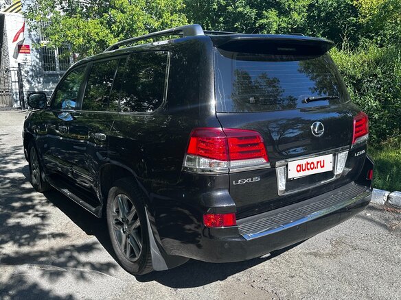 2015 Lexus LX 570 III Рестайлинг, чёрный, 4500000 рублей - вид 2