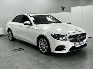 2020 Mercedes-Benz E-Класс 220 d V (W213, S213, C238) Рестайлинг, белый, 3635000 рублей, вид 3