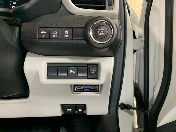 2023 Suzuki Swift VI, белый, 1323750 рублей - вид 13