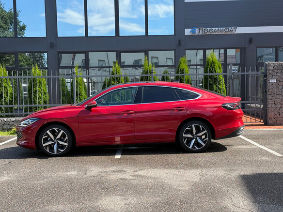 2023 Volkswagen Lamando L II, красный, 2090000 рублей - вид 13