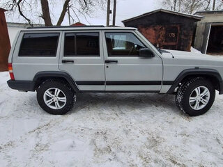 1990 Jeep Cherokee II (XJ), серый, 950000 рублей, вид 3
