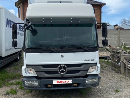 2011 Mercedes-Benz Atego, белый, 3950000 рублей, вид 2