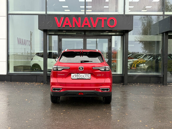 2024 Changan CS55 Plus II, красный, 2135000 рублей - вид 5