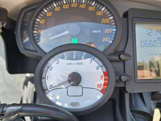 2011 BMW F 800 R, белый, 450000 рублей, вид 5