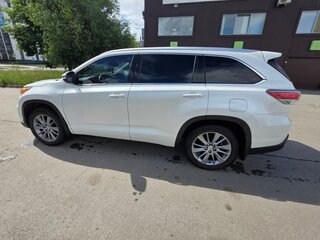 2014 Toyota Highlander III (XU50), белый, 2600000 рублей, вид 3