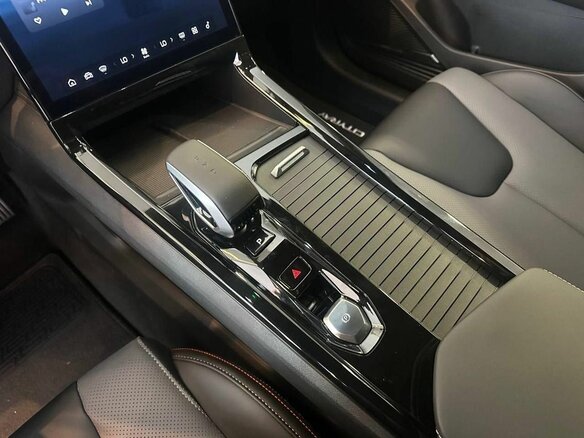 2026 Geely Cityray, голубой - вид 11