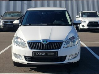 2012 Skoda Fabia II Рестайлинг, белый, 899000 рублей, вид 3