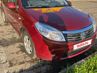 2011 Renault Sandero I, красный, 700000 рублей, вид 3