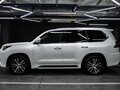 2016 Lexus LX 570 III Рестайлинг 2, белый, 7850000 рублей - вид 7