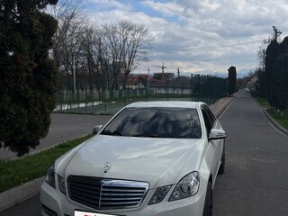 2011 Mercedes-Benz E-Класс 250 7G-Tronic IV (W212, S212, C207), белый, 1650000 рублей, вид 1