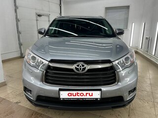 2014 Toyota Highlander III (XU50), серебристый, 2757000 рублей, вид 3