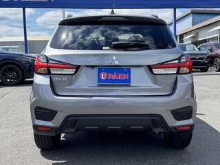 2024 Mitsubishi RVR III Рестайлинг 3, серый, 1550217 рублей, вид 5
