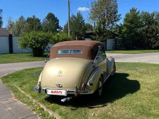 1952 Mercedes-Benz 220 (W187) Cabriolet B, золотистый, 12500000 рублей, вид 3