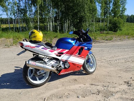 1993 Honda CBR 600F, синий, 280000 рублей, вид 1