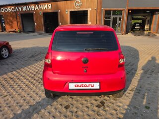 2005 Volkswagen Fox II, красный, 300000 рублей, вид 3
