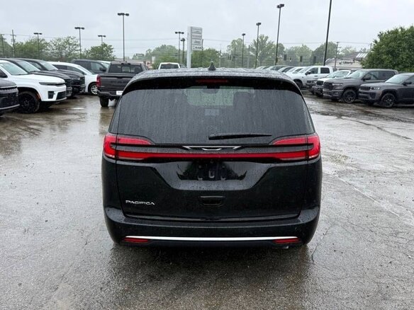 2026 Chrysler Pacifica RU Рестайлинг 2, чёрный, 10926827 рублей - вид 6
