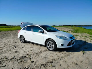 2012 Ford Focus III, белый, 795000 рублей, вид 3