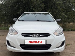 2013 Hyundai Solaris I, белый, 618000 рублей, вид 2