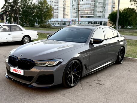 2022 BMW 5 серии Long 525Li VII (G30/G31/G38) Рестайлинг, серый, 5550000 рублей, вид 3