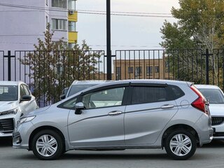 2018 Honda Fit III Рестайлинг, серый, 1113000 рублей, вид 4
