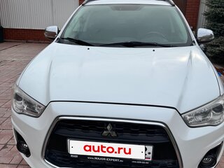 2013 Mitsubishi ASX I Рестайлинг, белый, 1280000 рублей, вид 1