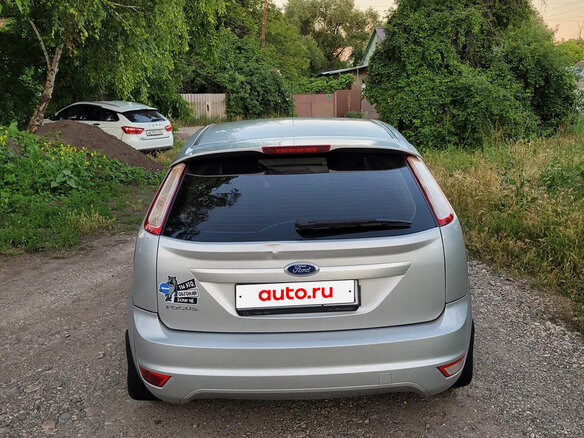 2011 Ford Focus II Рестайлинг, серебристый, 580000 рублей - вид 5