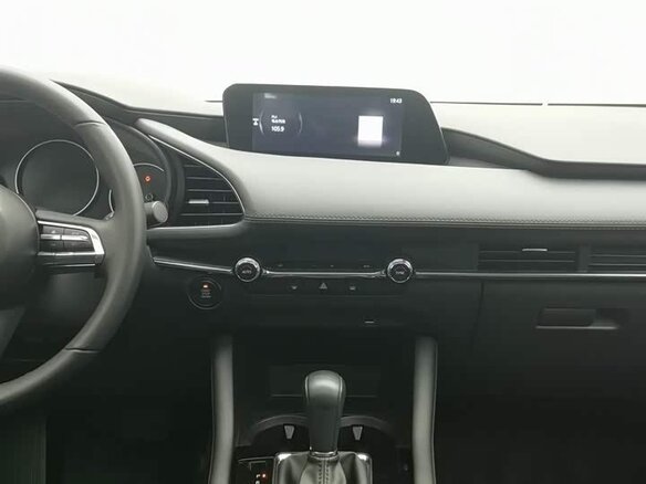 2024 Mazda 3 Axela IV (BP), белый, 2000000 рублей - вид 10