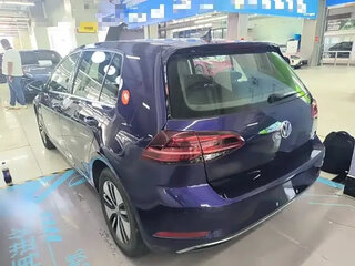 2020 Volkswagen e-Golf VII Рестайлинг, фиолетовый, 1267010 рублей, вид 4