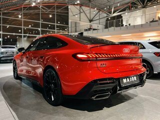 2025 Audi A5 L Sportback III (B10), красный, 6090000 рублей, вид 3