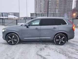 2019 Volvo XC90 II, серебристый, 4400000 рублей, вид 3