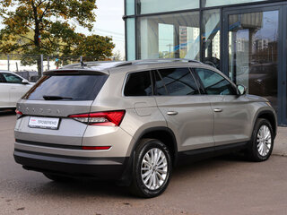 2020 Skoda Kodiaq I, коричневый, 3247000 рублей, вид 4